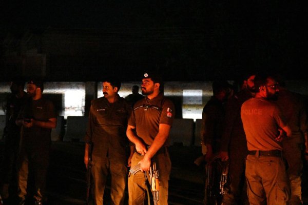 国内十大配资平台排名 巴方发起“铜墙铁壁” 印巴同意立即停火