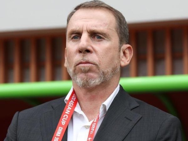 天津配资公司 中国男足国家队公布东亚杯集训名单，蒯纪闻等多位小将首次入选